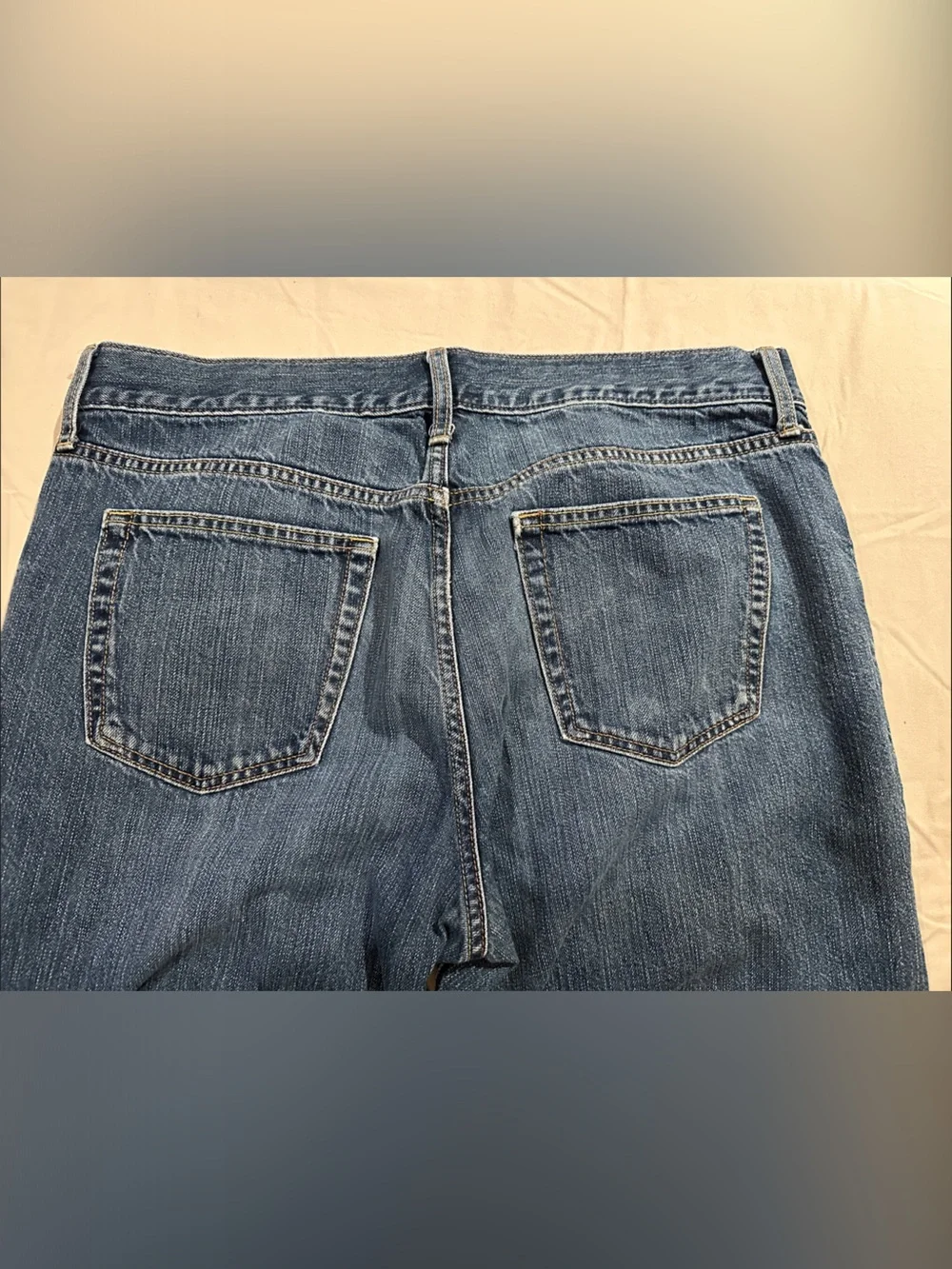 Old Navy 34x32 Loose Fit Men's Jeans in Faded Blue - Casual Everyday Style